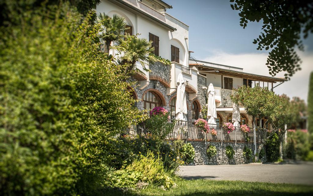 Il Capanno Hotel Pietra Ligure Exterior foto